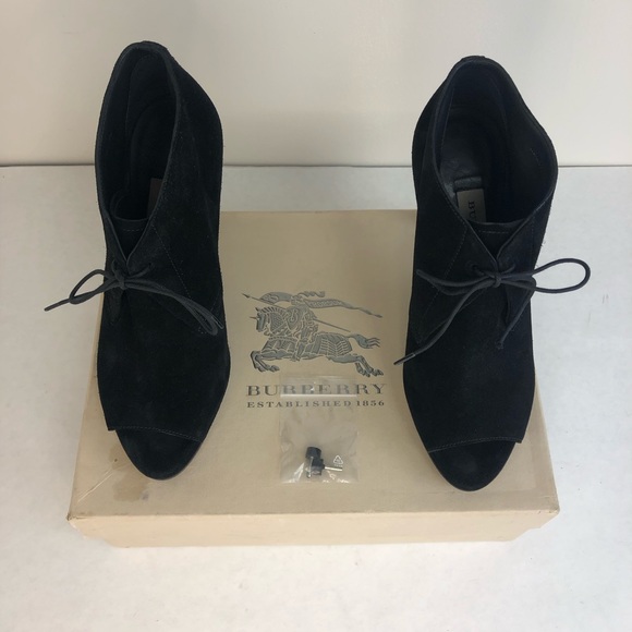 Burberry black suede peep-toe ankle boots 37.5 - Picture 10 of 11